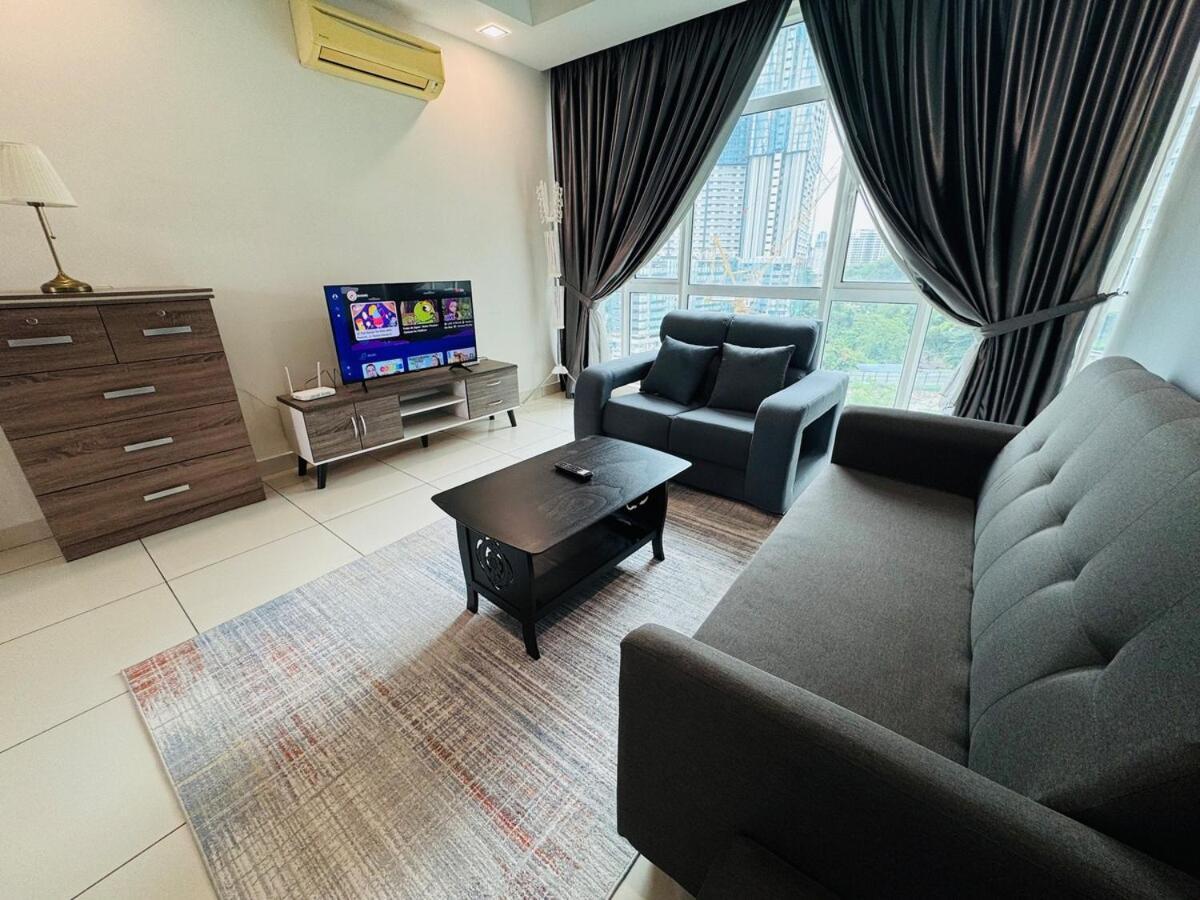 Complete Facility With Mrt, Kl And Pool View