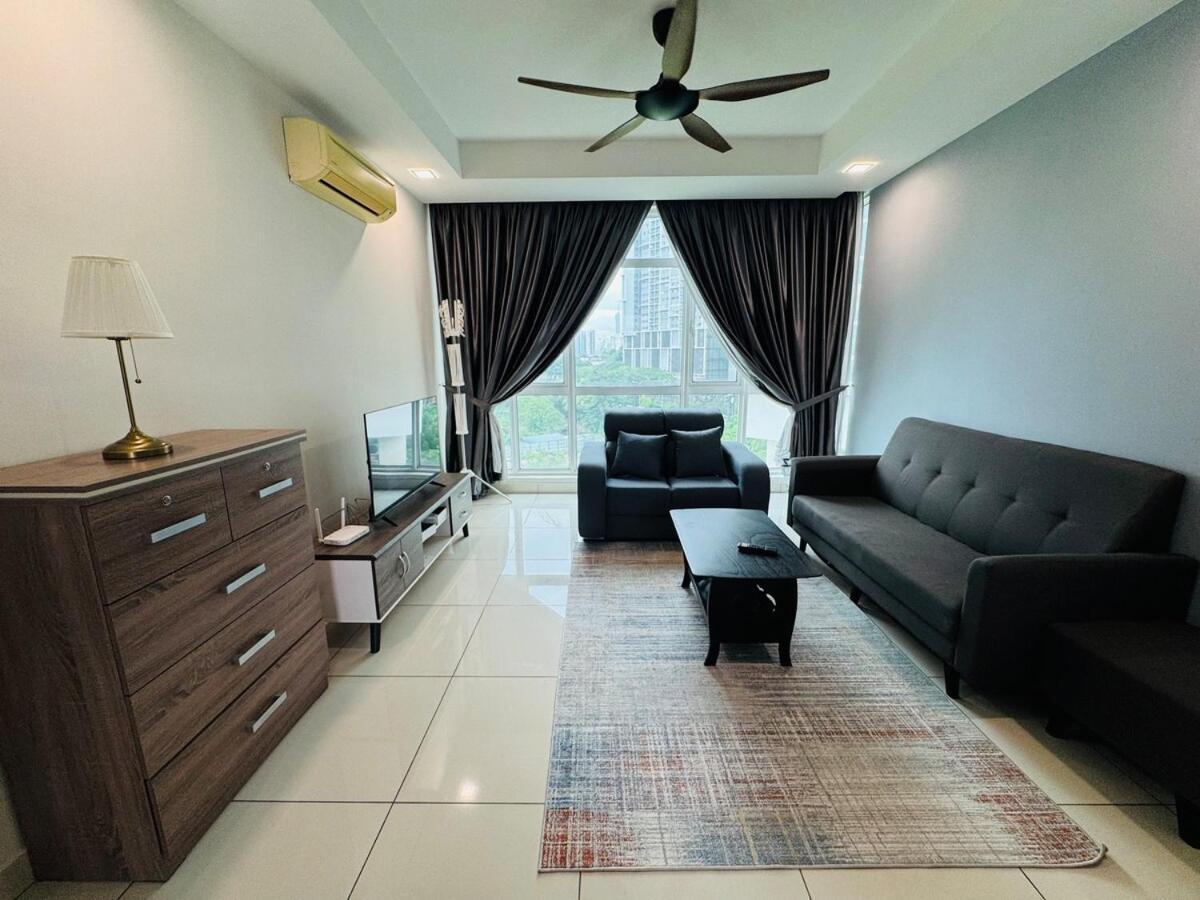 Complete Facility With Mrt, Kl And Pool View Pangsapuri