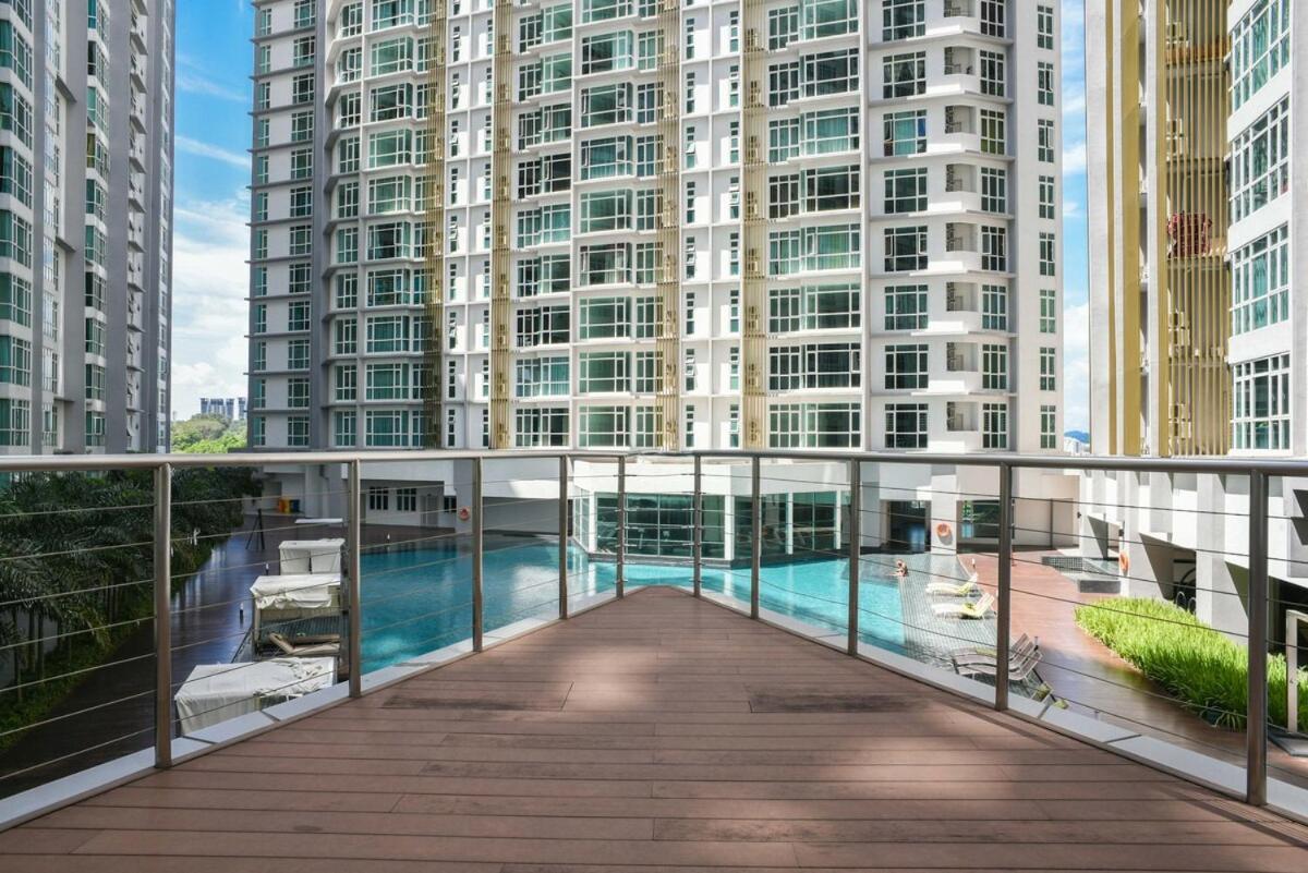 Complete Facility With Mrt, Kl And Pool View Pangsapuri