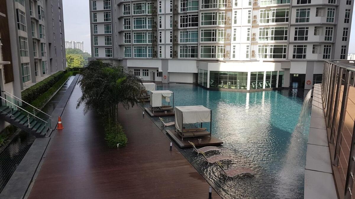 Complete Facility With Mrt, Kl And Pool View Pangsapuri *
